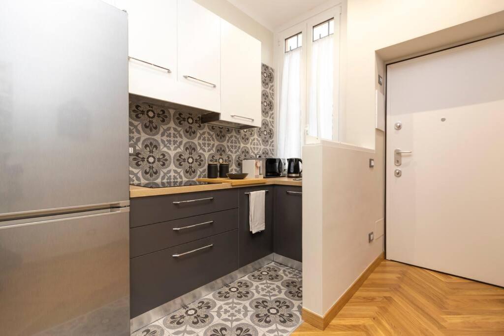 The Italian Design - 10 Minutes To Duomo Apartment Milano Ngoại thất bức ảnh